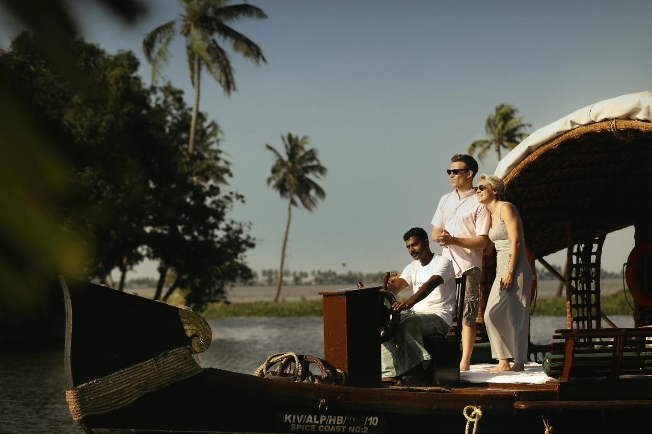 Hotel Spice Coast Cruises - Houseboat, A Cgh Earth Experience Alappuzha Exterior foto